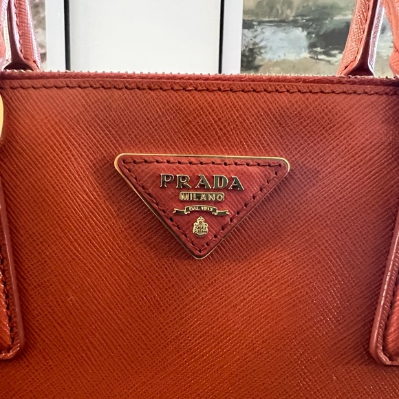 Prada Large Galleria Double Zip Tote Militare - Picture 2 of 8